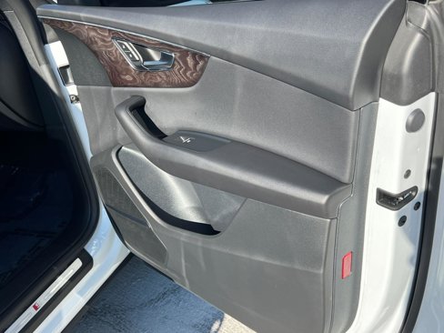 Used 2021 Audi Q8 Premium Plus w/ Premium Plus Package image 14