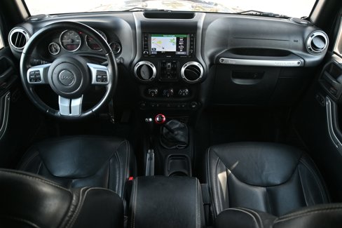 Used 2016 Jeep Wrangler Unlimited Rubicon image 3