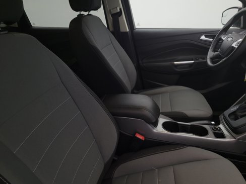 Used 2016 Ford Escape SE w/ Equipment Group 201A image 21