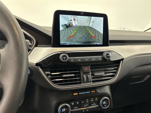 Used 2021 Ford Escape SE image 30