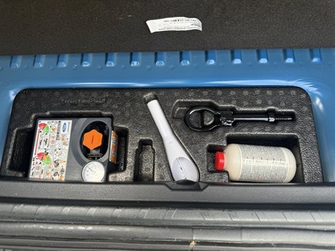 Used 2018 Ford EcoSport SE image 28