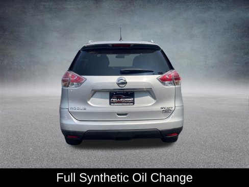 Used 2016 Nissan Rogue SV w/ SV Premium Package image 5