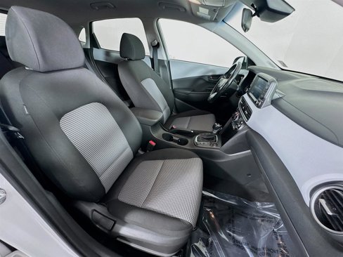 Certified 2021 Hyundai Kona SEL w/ Cargo Package image 26