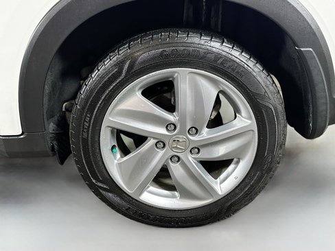 Used 2019 Honda HR-V EX image 29
