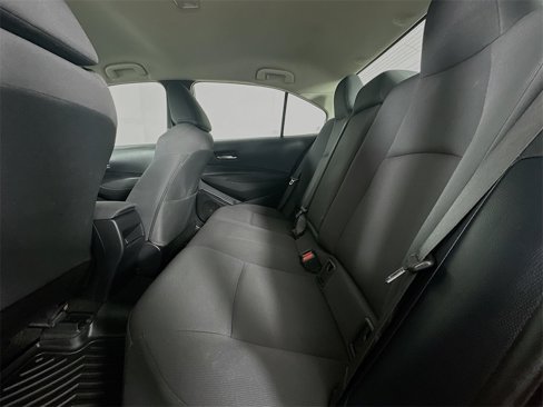 Used 2021 Toyota Corolla LE image 24