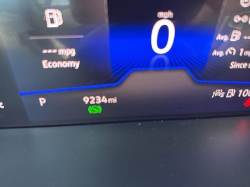 Certified 2024 Volkswagen Taos SE image 2