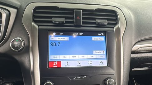 Used 2019 Ford Fusion SE image 22