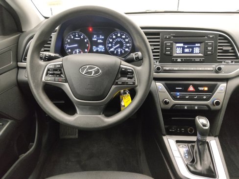 Used 2018 Hyundai Elantra SE w/ Cargo Package image 22