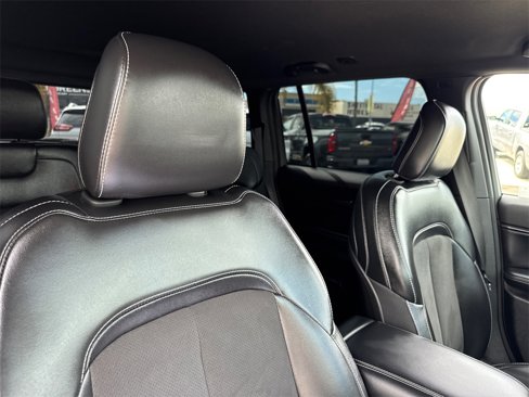 Certified 2023 Jeep Grand Cherokee Altitude image 12