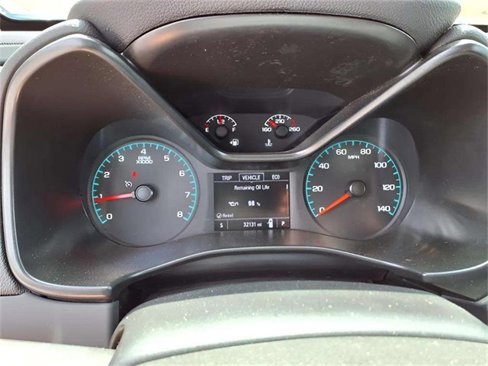 Used 2022 Chevrolet Colorado LT w/ LT Convenience Package image 14