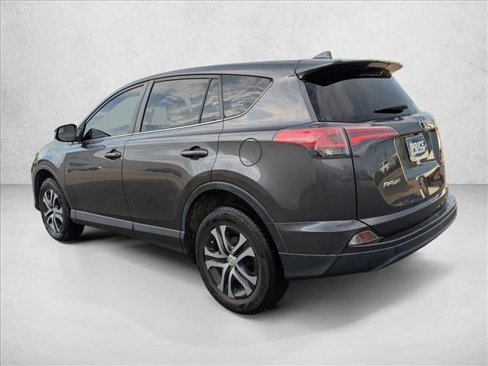 Used 2017 Toyota RAV4 LE image 7