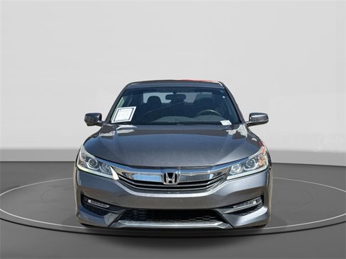 Used 2017 Honda Accord EX image 3