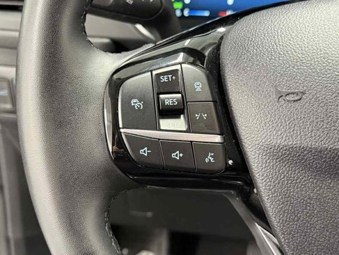 Used 2023 Ford Escape Platinum image 17