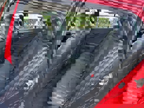 Used 2016 Toyota Prius Four Touring image 5
