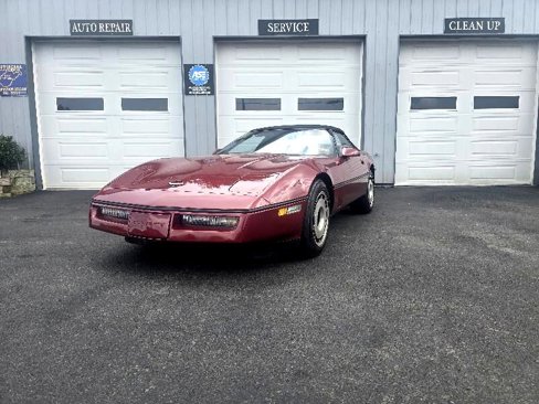 Used 1986 Chevrolet Corvette Convertible image 2