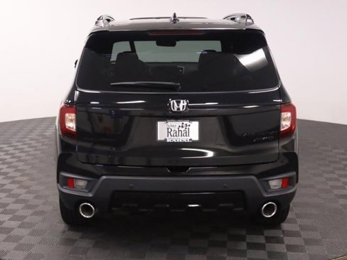 Certified 2025 Honda Passport Black Edition image 7