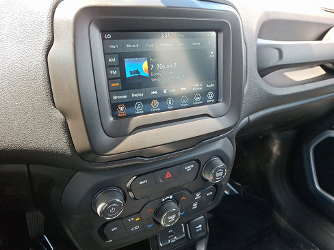 Used 2020 Jeep Renegade Latitude image 23