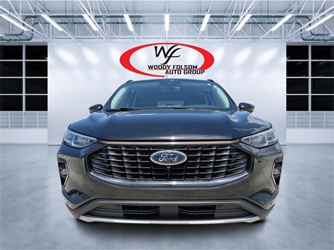 Used 2023 Ford Escape Platinum image 8