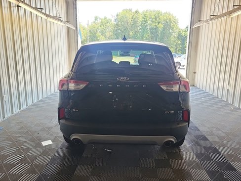 Used 2022 Ford Escape SE w/ Convenience Package image 3