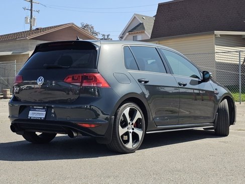 Used 2017 Volkswagen GTI SE image 22