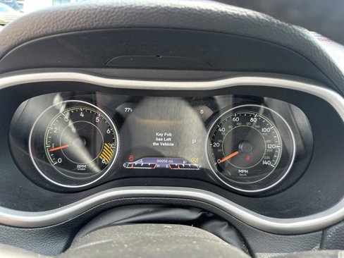 Used 2015 Jeep Cherokee Trailhawk w/ Comfort/Convenience Group image 29