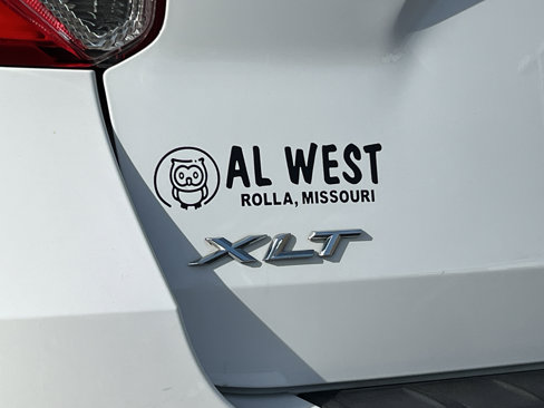 Used 2020 Ford Explorer XLT w/ Equipment Group 202A image 8