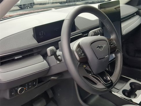 Used 2024 Ford Mustang Mach-E Select w/ Comfort Package Lite image 20