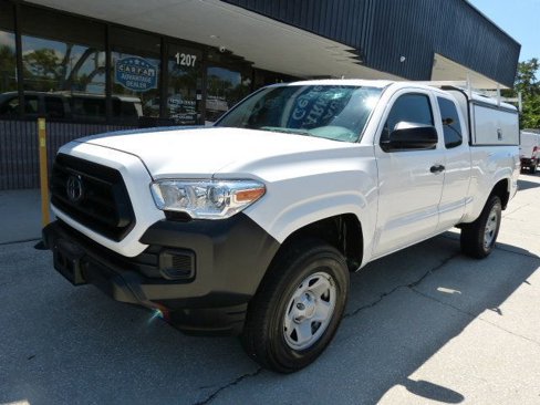 Used 2021 Toyota Tacoma SR image 2