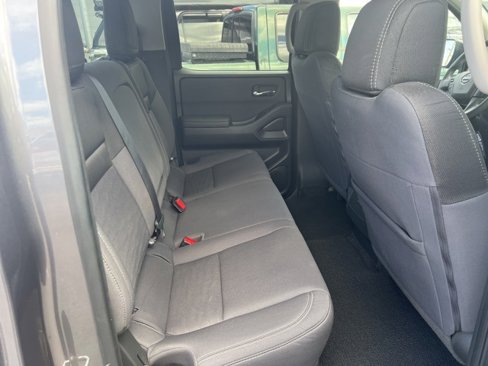 Used 2023 Nissan Frontier SV w/ Technology Package image 8