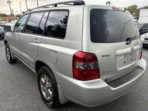 Used 2005 Toyota Highlander Limited image 6