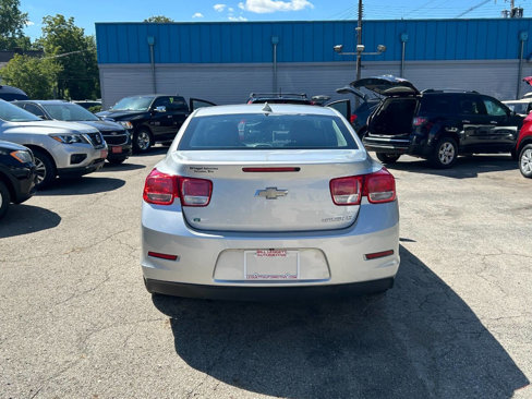 Used 2015 Chevrolet Malibu LT image 11