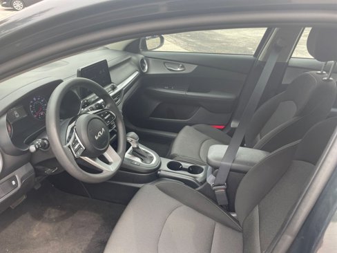 Used 2023 Kia Forte LXS image 25