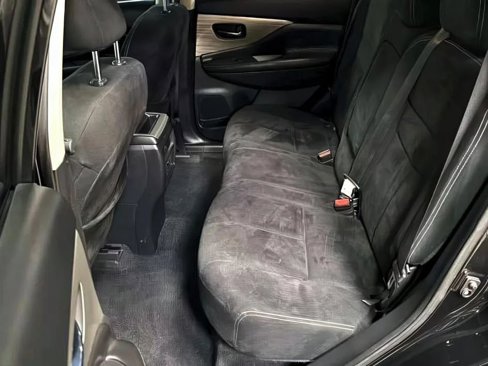 Used 2018 Nissan Murano SV image 10