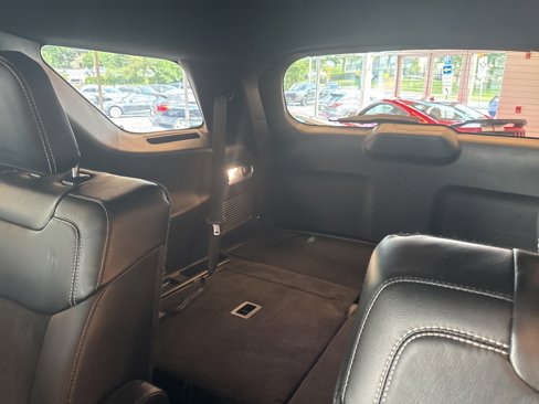 Used 2022 Ford Explorer ST w/ ST Street Pack image 14