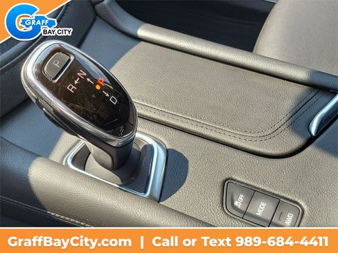 Used 2018 Cadillac XT5 Luxury w/ Driver Awareness Package image 15