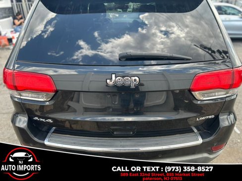 Used 2012 Jeep Grand Cherokee Laredo image 15