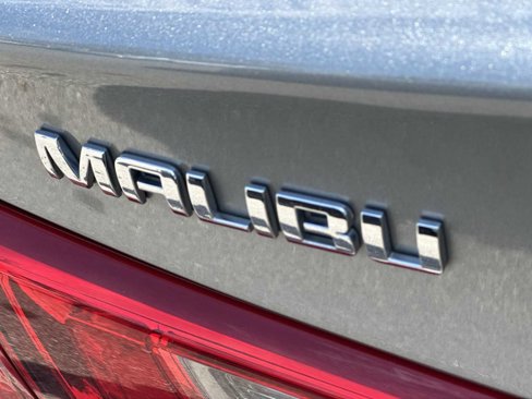 Used 2024 Chevrolet Malibu LT image 11