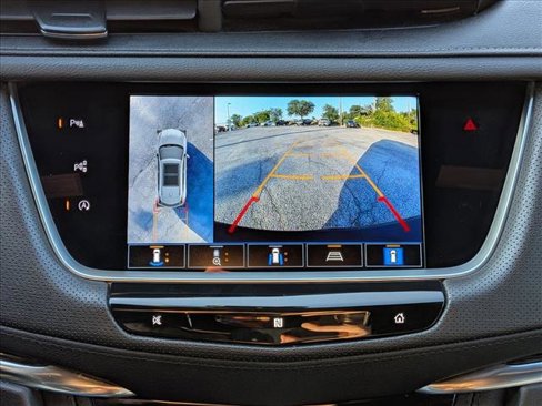 Used 2021 Cadillac XT5 Premium Luxury image 13