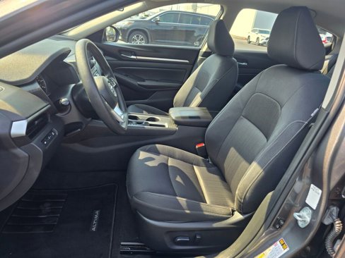 Used 2022 Nissan Altima 2.5 SV image 22