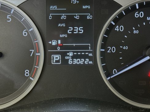 Used 2023 Nissan Kicks S image 8