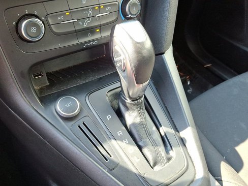 Used 2016 Ford Focus SE image 14