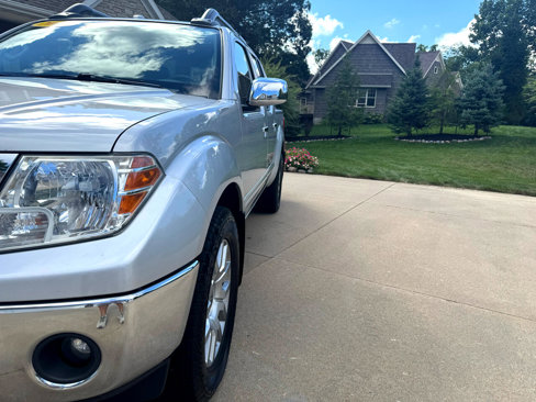Used 2012 Nissan Frontier SL image 28