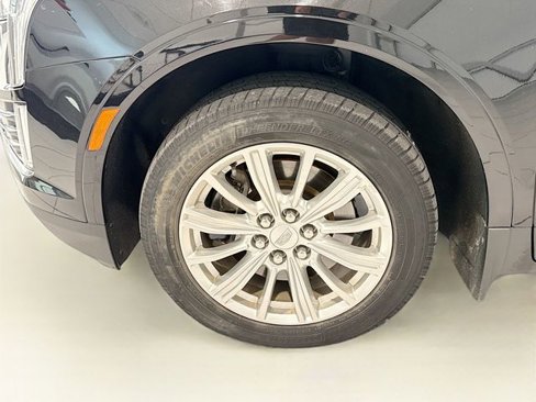 Used 2017 Cadillac XT5 FWD w/ LPO, Wheel Lock Package image 23