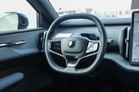 New 2025 Volvo EX30 Plus image 16