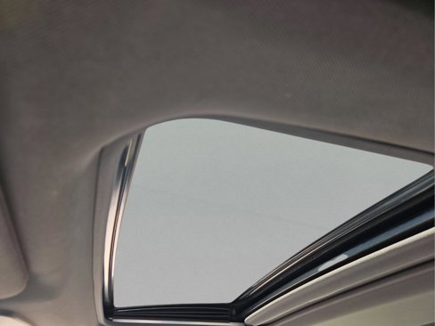 Used 2019 Toyota Avalon XLE image 18