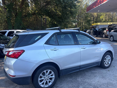 Used 2019 Chevrolet Equinox LS image 4