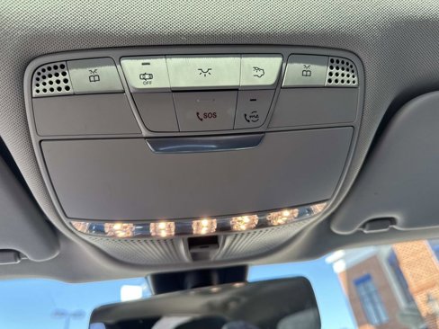 Used 2021 Mercedes-Benz GLC 300 4MATIC image 19