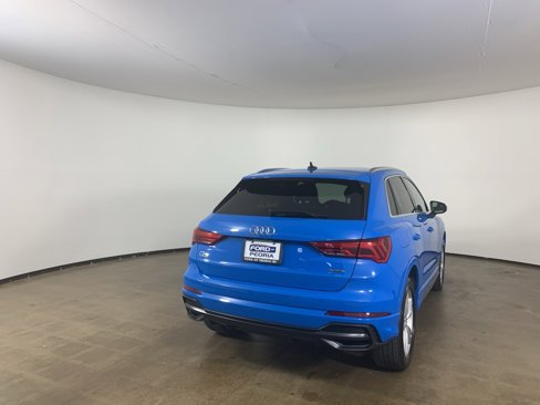 Used 2020 Audi Q3 2.0T Prestige w/ Prestige Package image 26