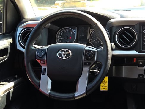 Used 2016 Toyota Tacoma SR5 image 13
