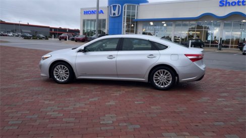 Used 2013 Toyota Avalon XLE Premium image 7